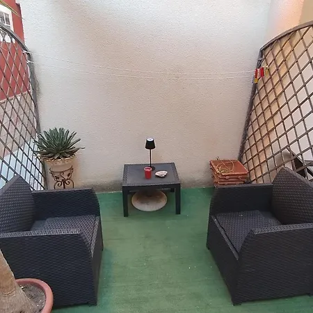 Casa Dei Mirabili - *